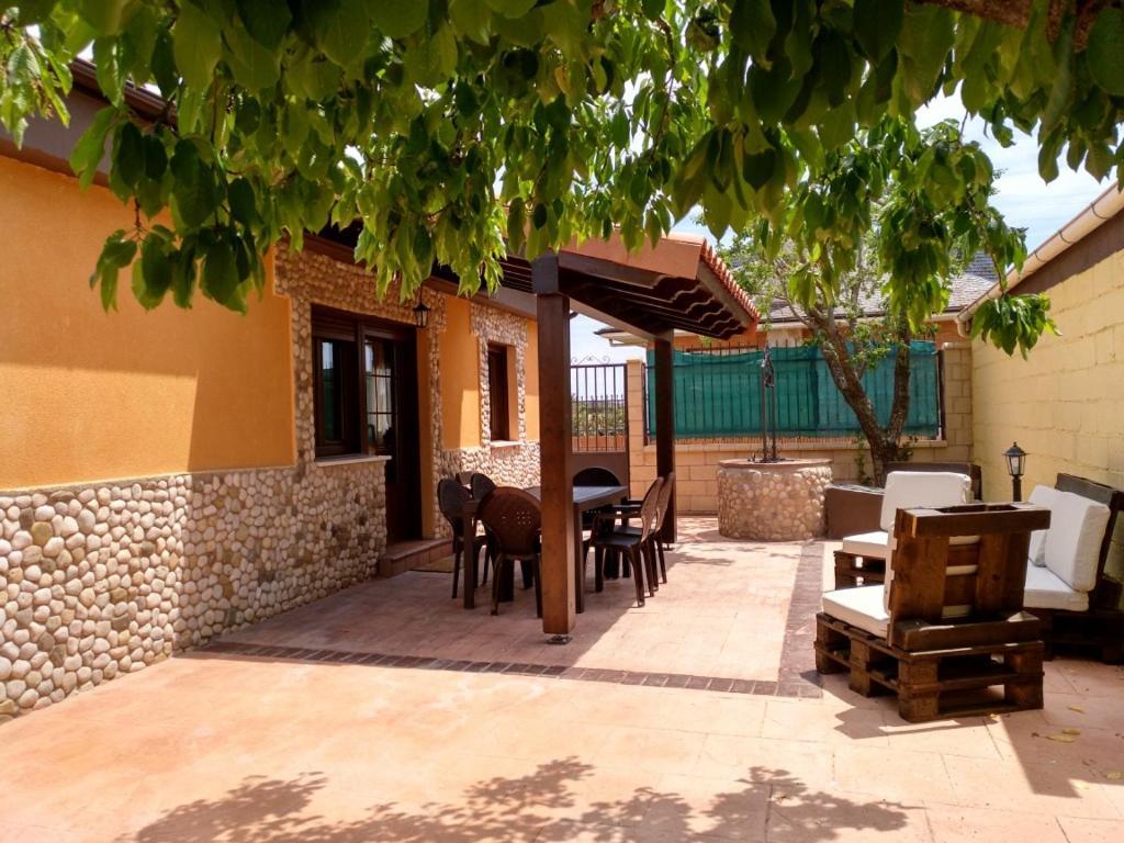 Vila La Casita Del Abuelo Villalmanzo Exteriér fotografie